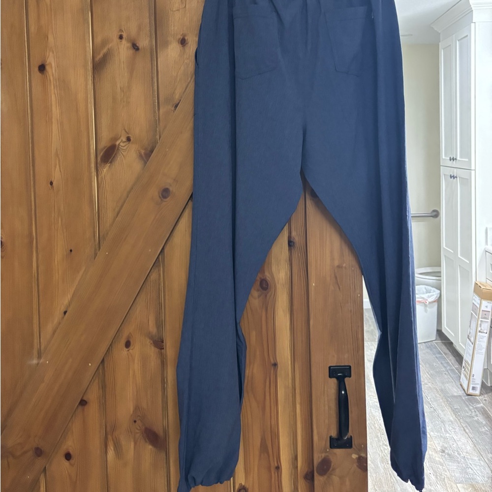 Ladies Large Athletic pants Size
